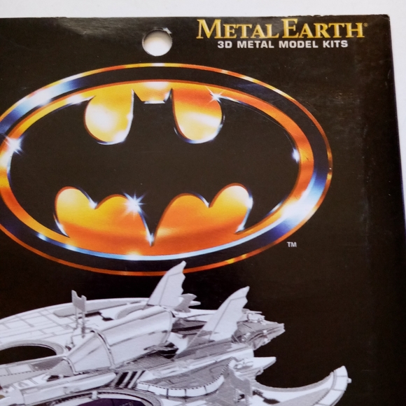 Metal Earth BATMAN BATWING 3D Metal Model Kit MMS373 Ages 14+ 2016 360 View - Picture 2 of 7